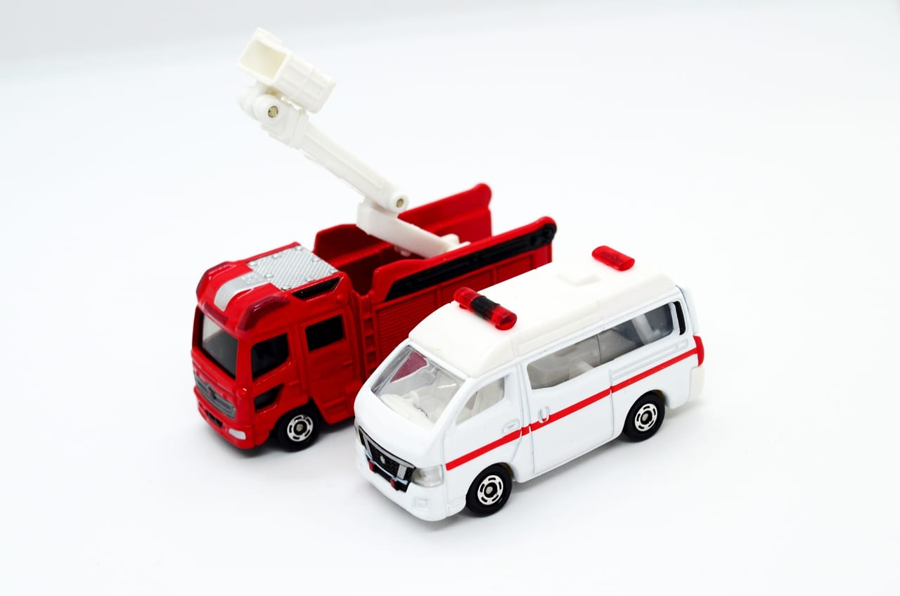 消防車救急車
